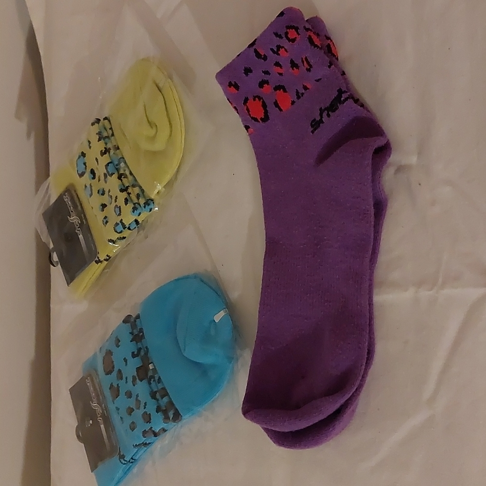 NWT Set of 3 Shebeest socks